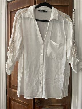 Zara White Beaded Shoulder Button-Down Shirt
